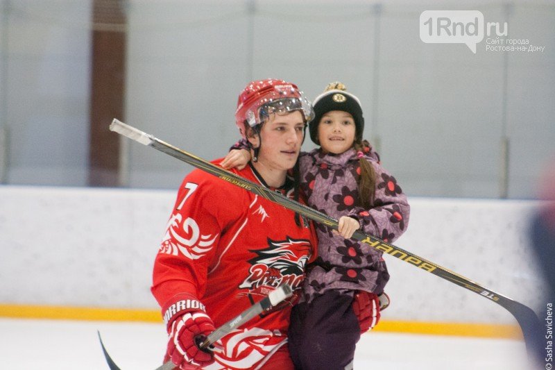 Хоккей на «Айс Арене»: «Ростов» разгромил команду из Нижнего Тагила
