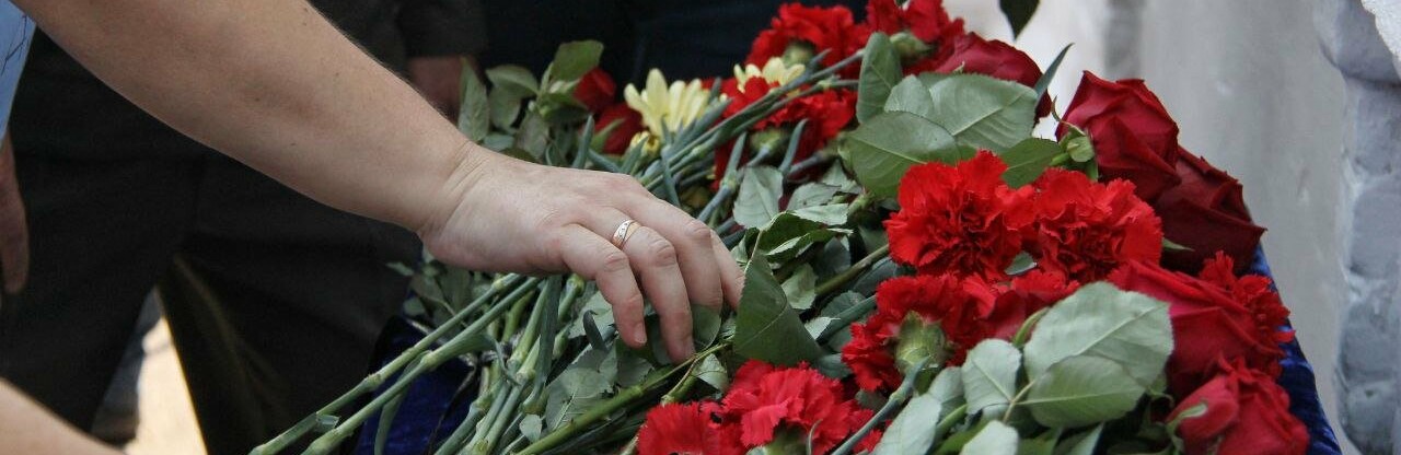 В Азове открыли первую памятную доску военному, погибшему на Украине