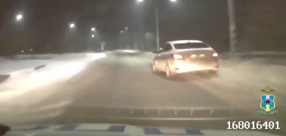 В Ростовской области полицейские со стрельбой задержали пьяного гонщика