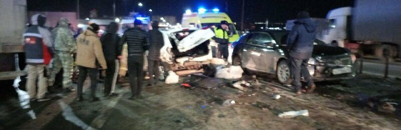 Шесть автомобилей столкнулись в Ростовской области на московской развилке, есть погибший