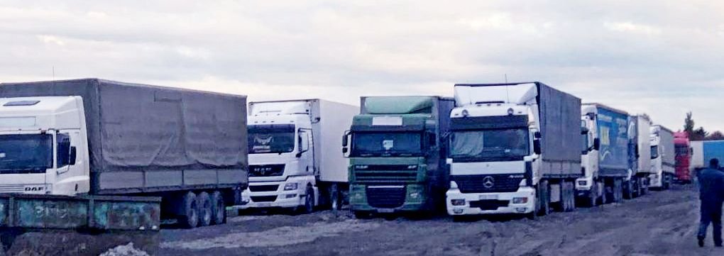 Из Ростовской области по сухопутному коридору в Крым уже отправили  800 большегрузов