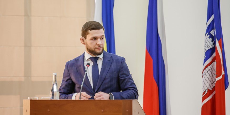 Депутат гордумы Ростова отправил в нокаут спортсмена из США