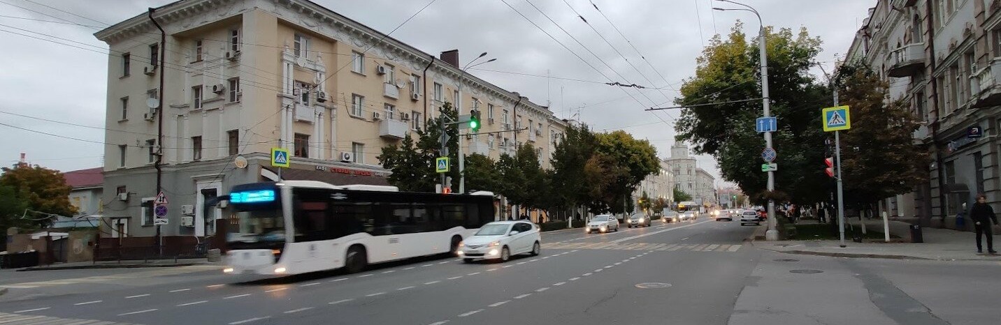 Проект автобусных полос на Красноармейской и Большой Садовой провалился из-за платных парковок