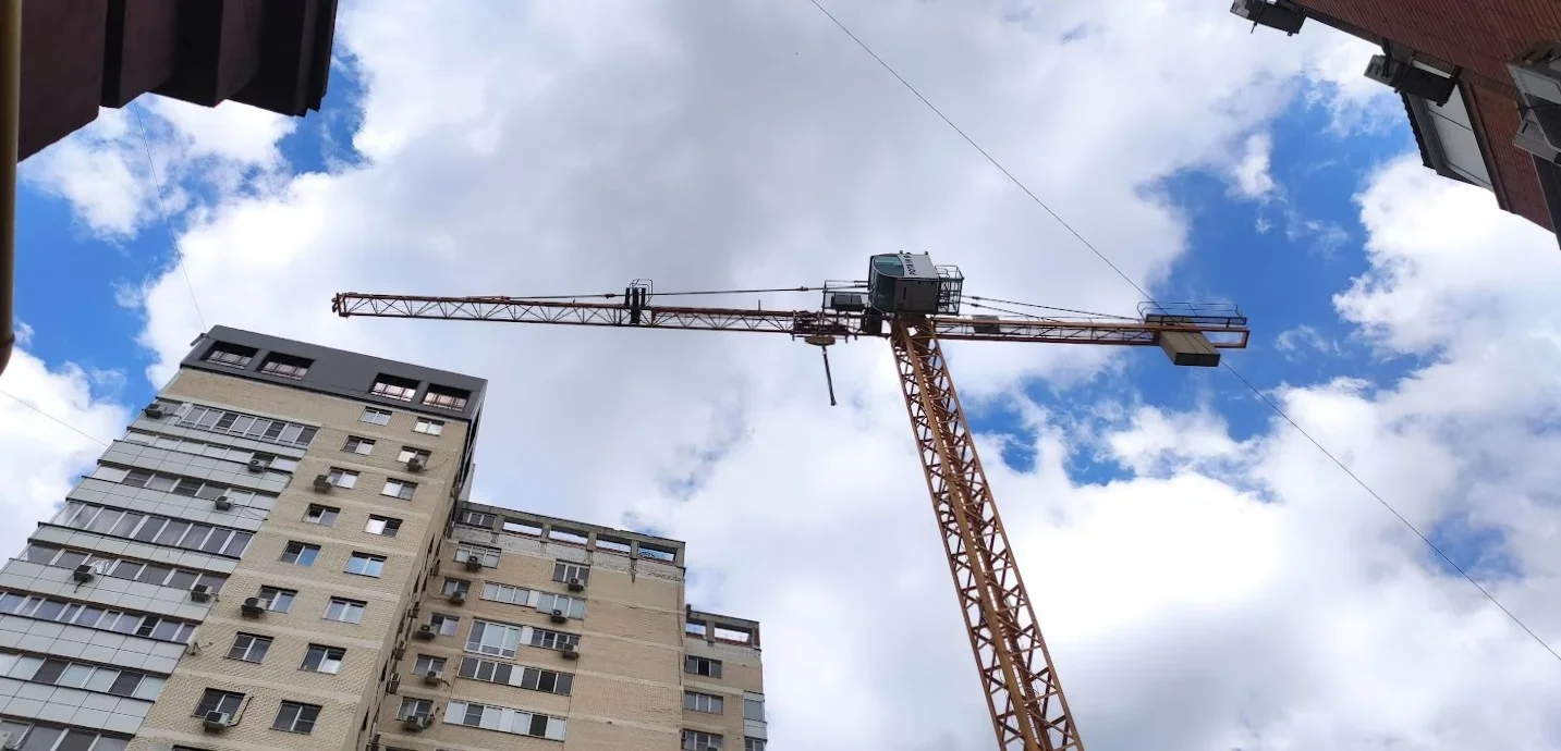 В Ростове за год почти вдвое упали продажи новостроек