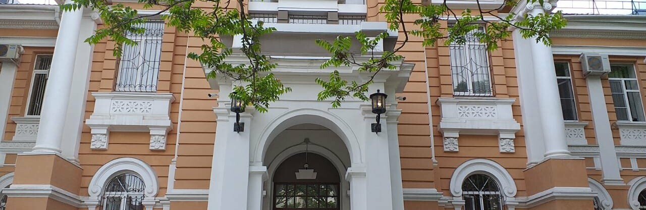 В Ростове за призывы к экстремизму на 10 лет осудили оперного певца из Северной Осетии