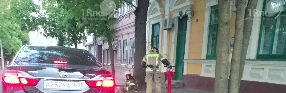 В Нахичевани Ростова загорелся старинный дом