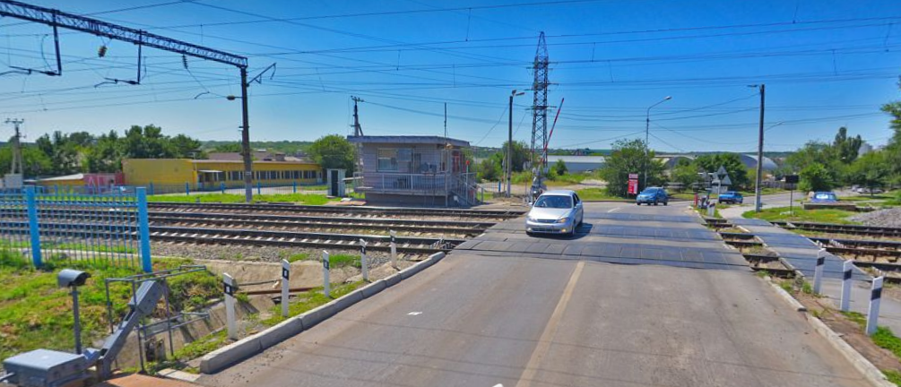 Нансена Ростов. Железнодорожный переезд. ЖД переезд. Железнодорожный переезд Ростов.