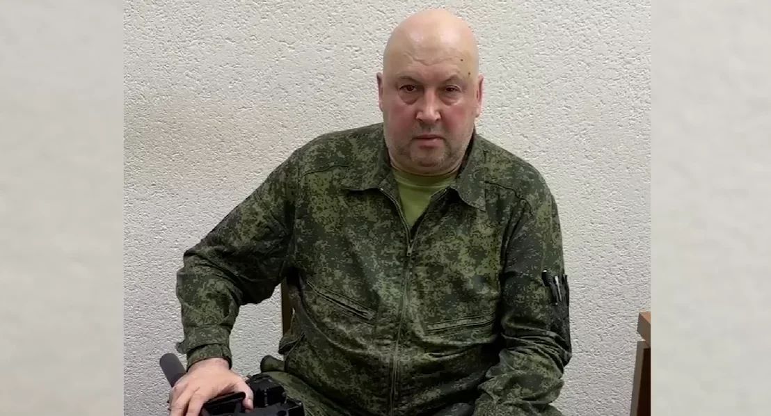 Военкоры нашли генерала Суровикина на совещании в Ростове