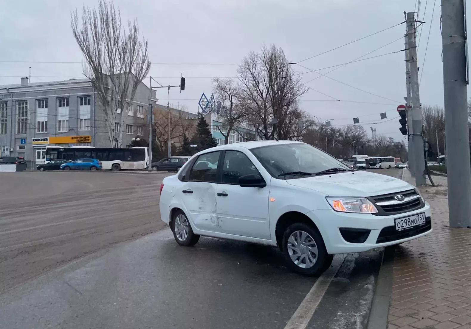  В Ростове оплата такси из-за гололёда поднялась в три раза 