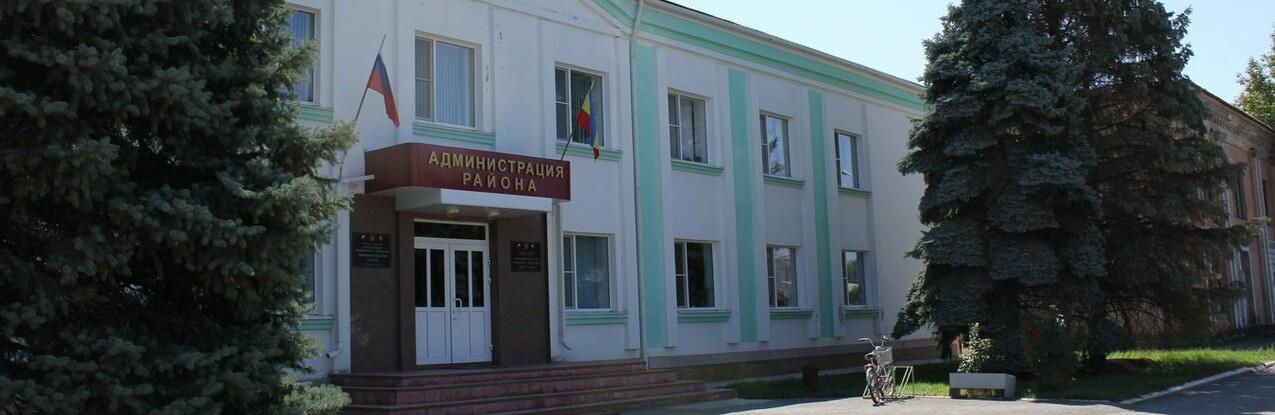 В Зимовниковском районе подожгли здание администрации
