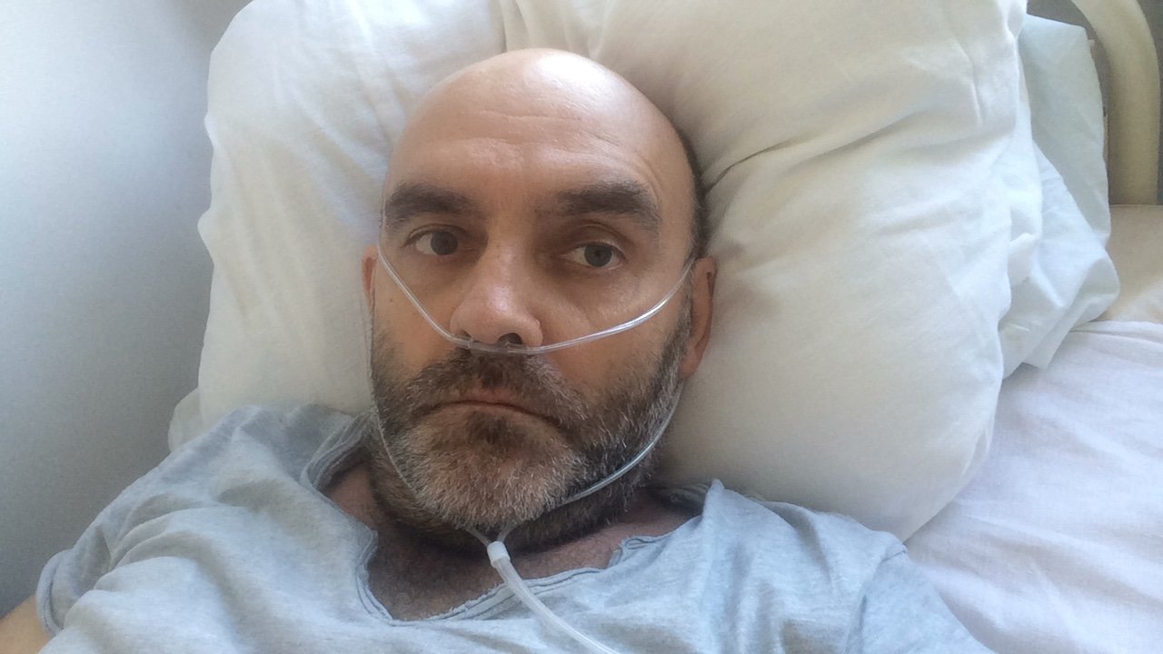 Станислав Нови во время лечения в ковидном госпитале больницы  №20