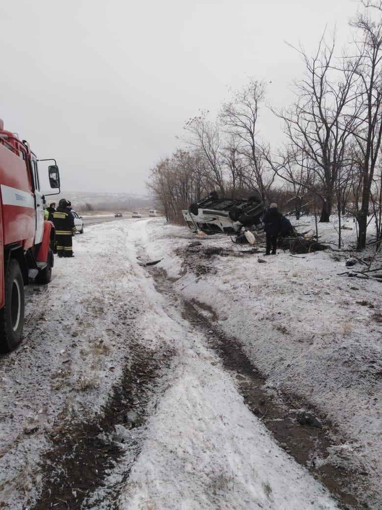 После снегопада ростовские дороги стали полосой препятствий