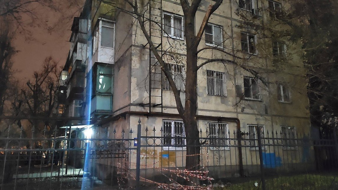 Дом на Кривошлыковском,4