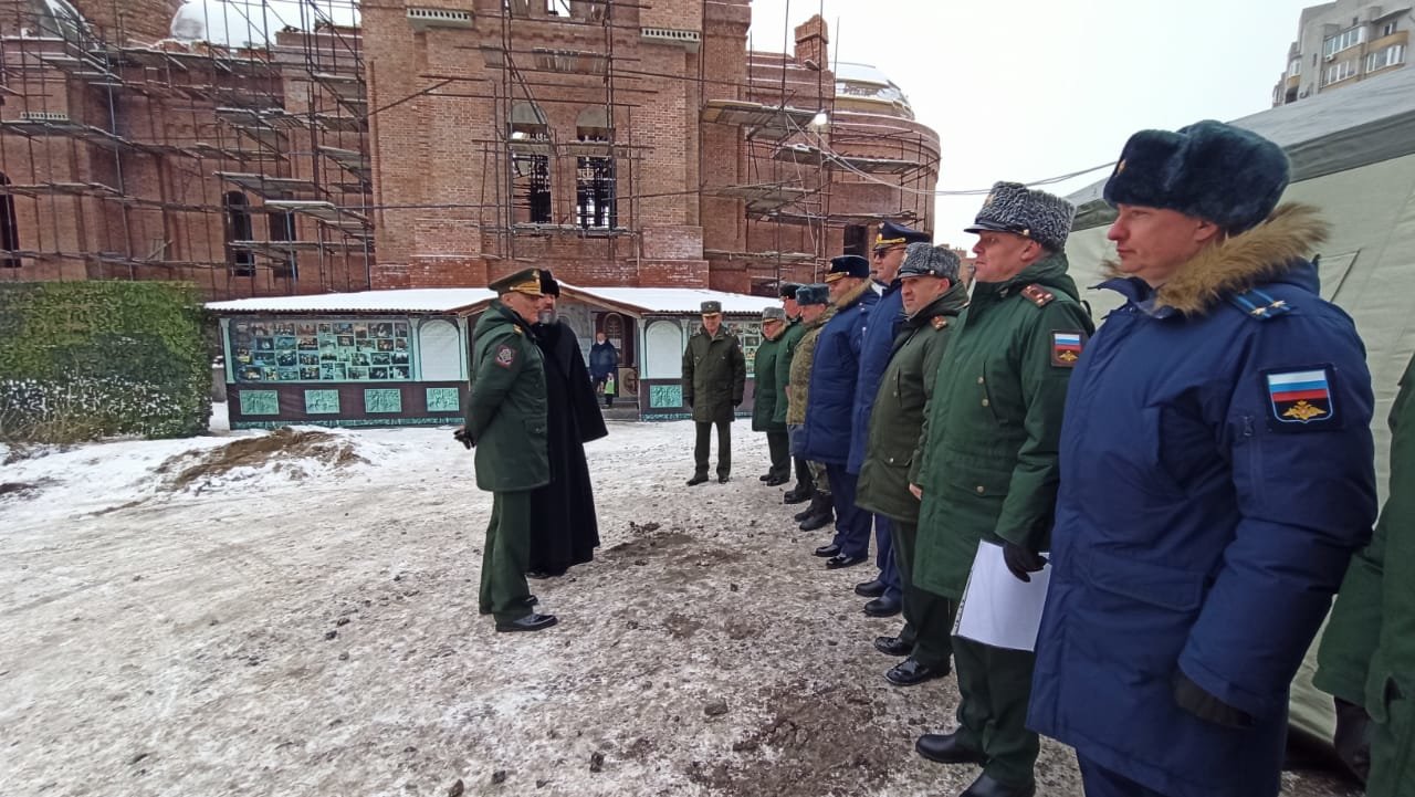 Командующий ЮВО Александр Дворников