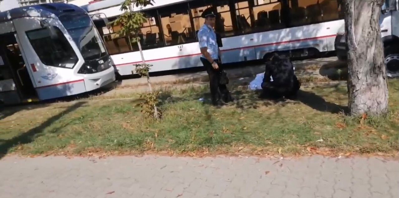В Ростове трамвай насмерть сбил мужчину