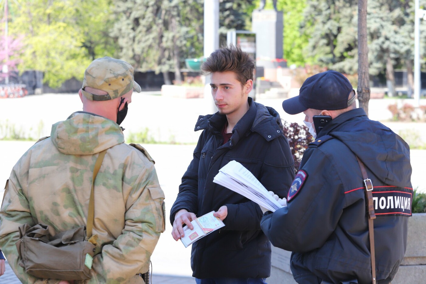 Коронавирусные патрули, которые проверяли право находиться на улицах у ростовчан