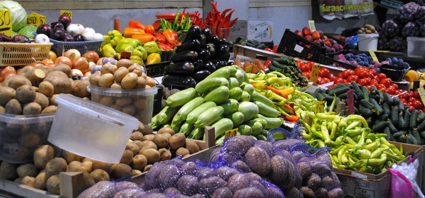 Картофель на Северном рынке по цене от 30 рублей за килограмм
