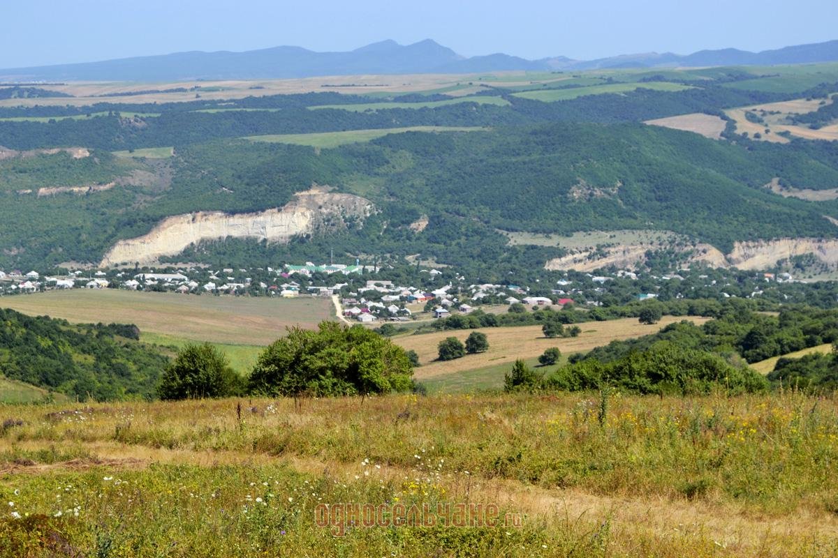 Гамиях. Новолакское село. Село Дучи Новолакский район. Село Тухчар Новолакский район. Новолакский район селение Новолак.