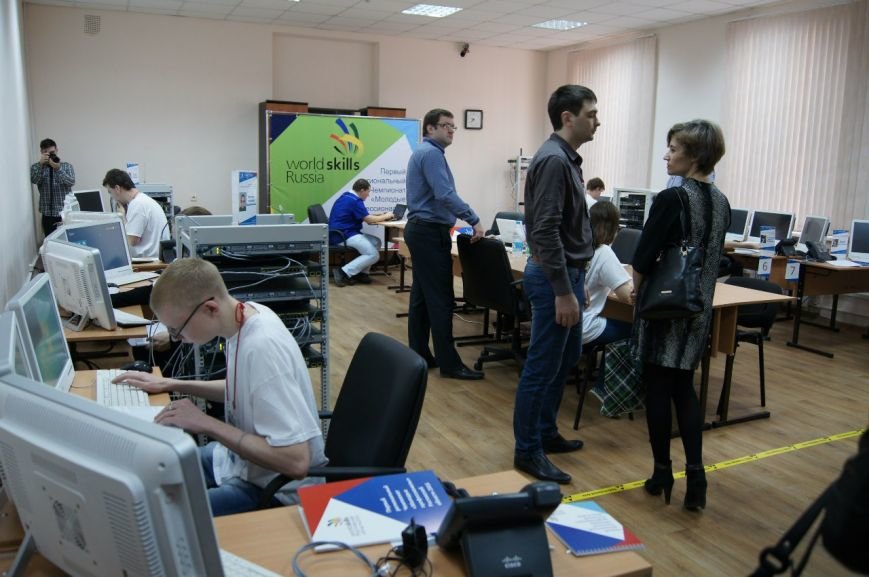В Ростове проходят соревнования WorldSkills среди сисадминов (фото) - фото 5