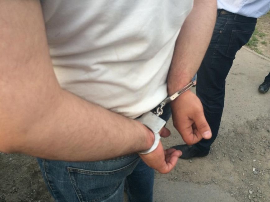 В Ростове задержали грабителей, напавших на отделение банка (фото) - фото 1